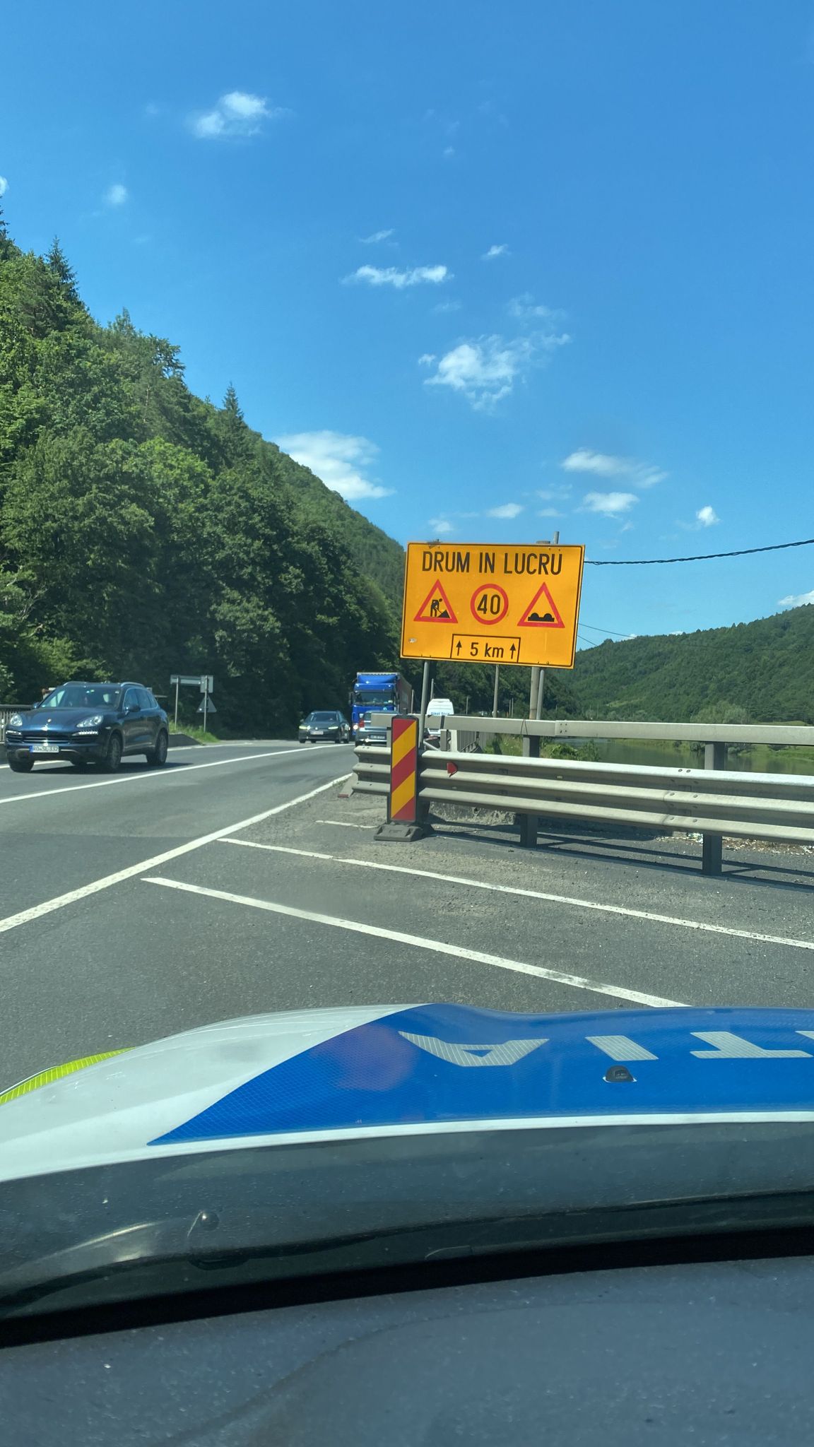 De vineri s-au eliminat restricțiile de la Boița. Polițiștii anunță că se circulă pe ambele sensuri