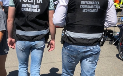 Haine false și bani negri în Târgul Obor. Amplu control al Poliției