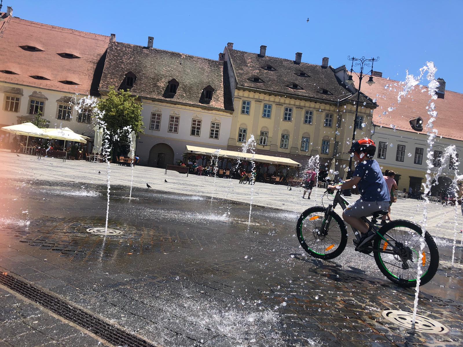 Meteorologii sibieni: cea mai caldă zi a săptămânii va fi marți. Ar putea ploua zilnic, mai ales la munte