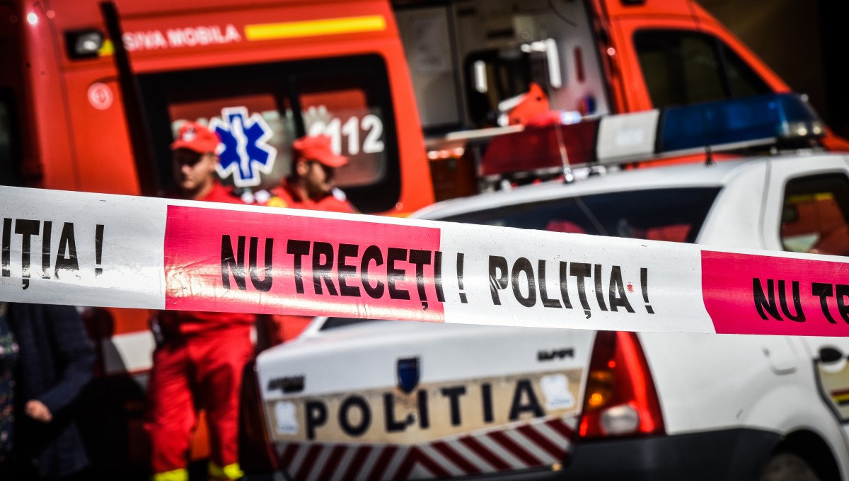 Motociclist de 45 de ani, rănit în urma unui accident. A lovit un cap de pod