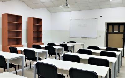 Conducerea ULBS le promite laptopuri elevilor cu 10 la bacalaureat dacă se vor înscrie la universitatea sibiană