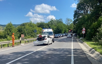 Trafic îngreunat pe DN 14, în zona localității Ruși, din cauza unui accident