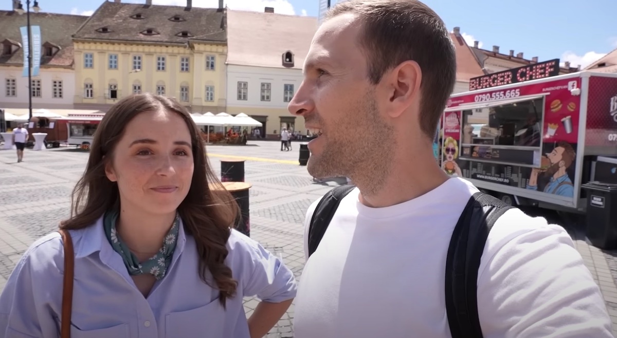 VIDEO ”Sibiu este unul dintre cele mai bine păstrate secrete din Europa de Est”. Doi americani au renunțat la job și călătoresc prin lume