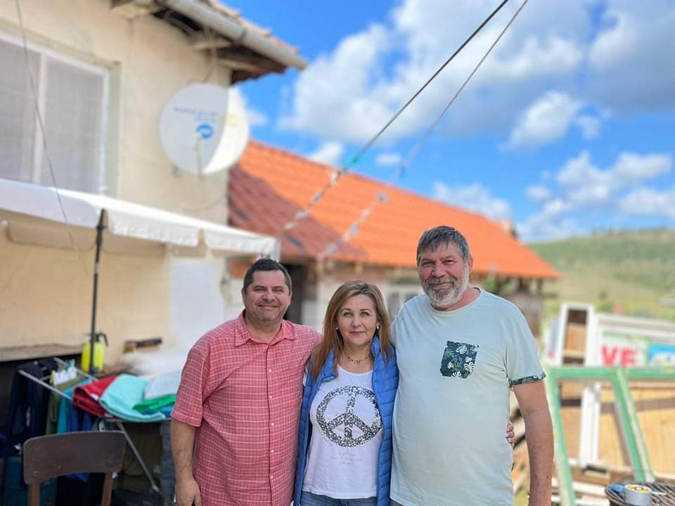 Daniela Prescurea, asistentul social care schimbă destine în Merghindeal. Povestea unor proiecte care au nevoie de sprijin