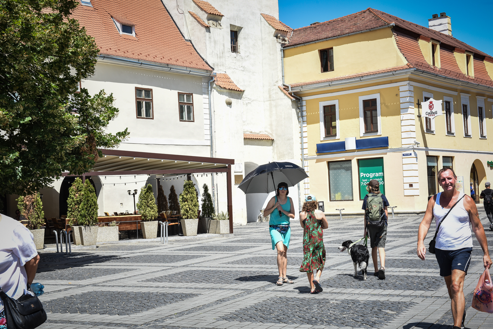 Vreme caniculară vineri la Sibiu. Temperaturile cresc până la 34 de grade