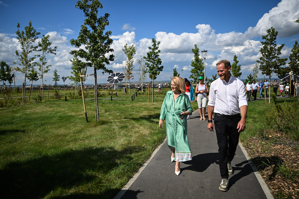 Primăria Sibiu: Parcul Belvedere a fost de două ori mai ieftin decât proiecte similare din Cluj. „E foarte simplu să denigrezi un proiect la care s-a muncit enorm de mult”