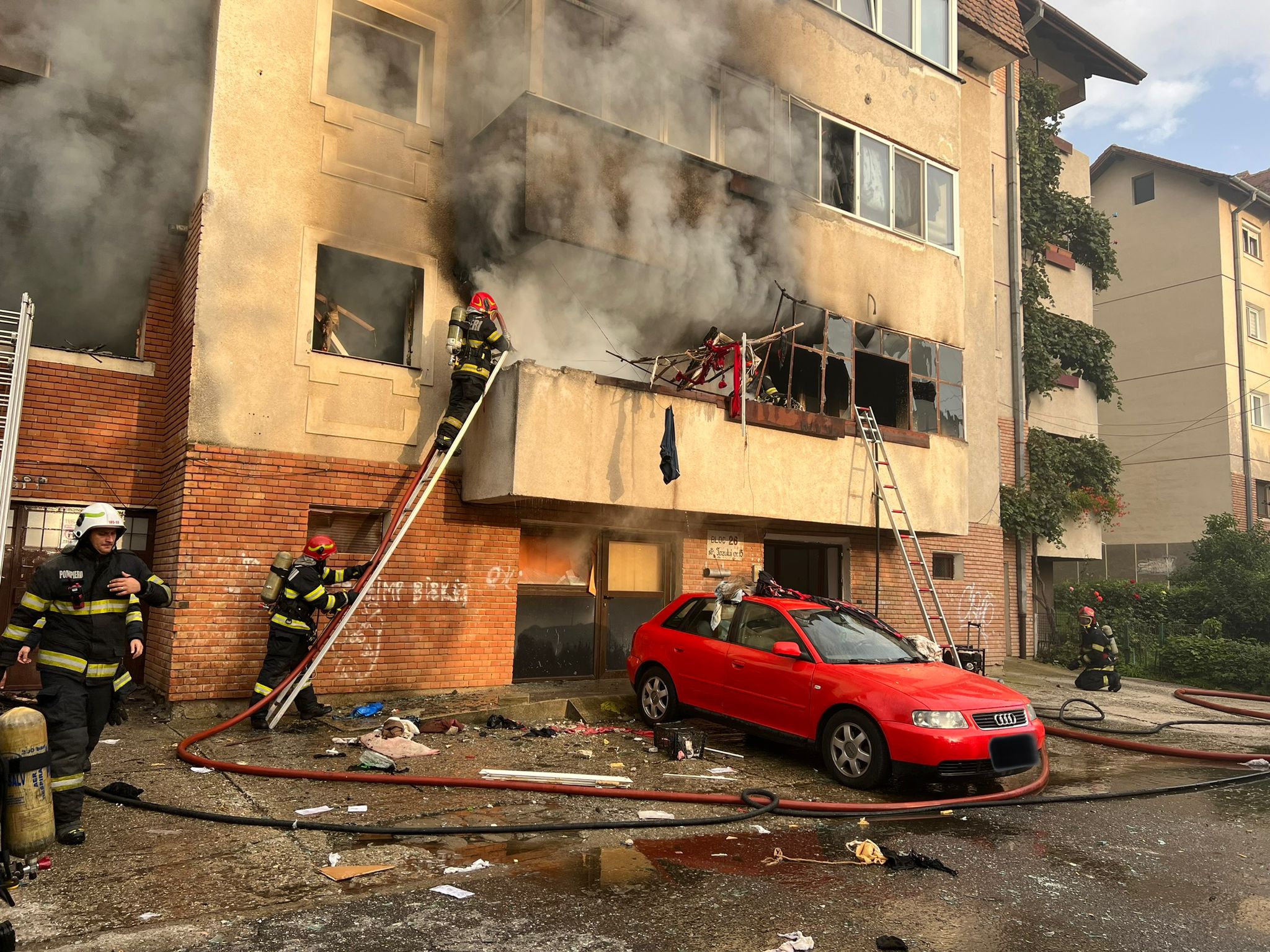O singură persoană din blocul afectat de explozia de duminică a cerut adăpost Primăriei Sibiu. A fost cazat la Căminul pentru Vârstnici de pe str. G. Coșbuc