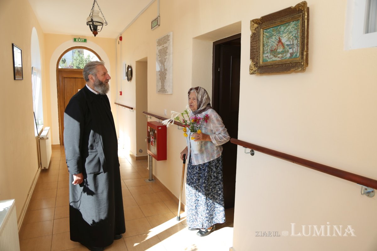 Căminul pentru vârstnici „Sfânta Muceniță Irina” din Valea Aurie și-a deschis ușile. Părintele Săsăujan: „Toate s-au făcut, de la început, cu sprijinul oamenilor buni”