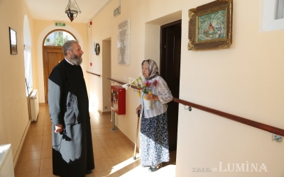 Căminul pentru vârstnici „Sfânta Muceniță Irina” din Valea Aurie și-a deschis ușile. Părintele Săsăujan: „Toate s-au făcut, de la început, cu sprijinul oamenilor buni”