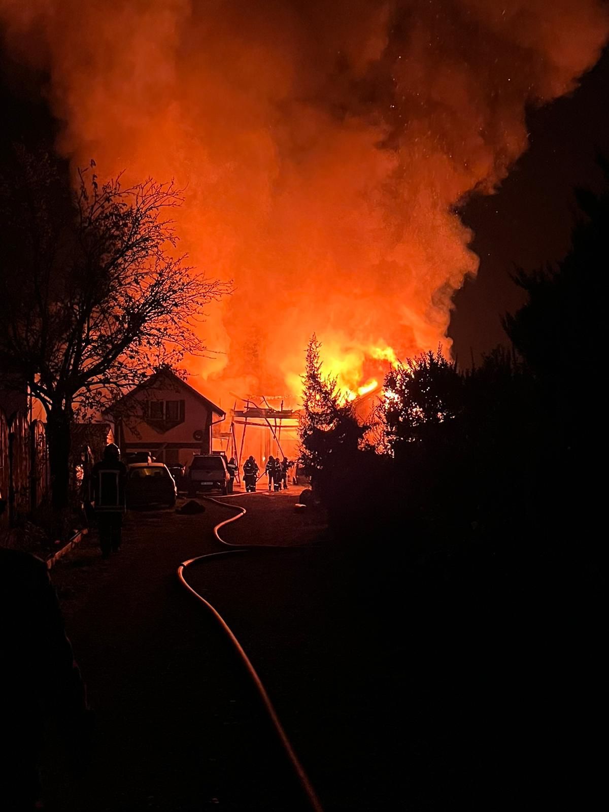 ISU Sibiu recomandă depunerea documentației pentru obținerea avizelor/autorizațiilor privind securitatea la incendiu, exclusiv online