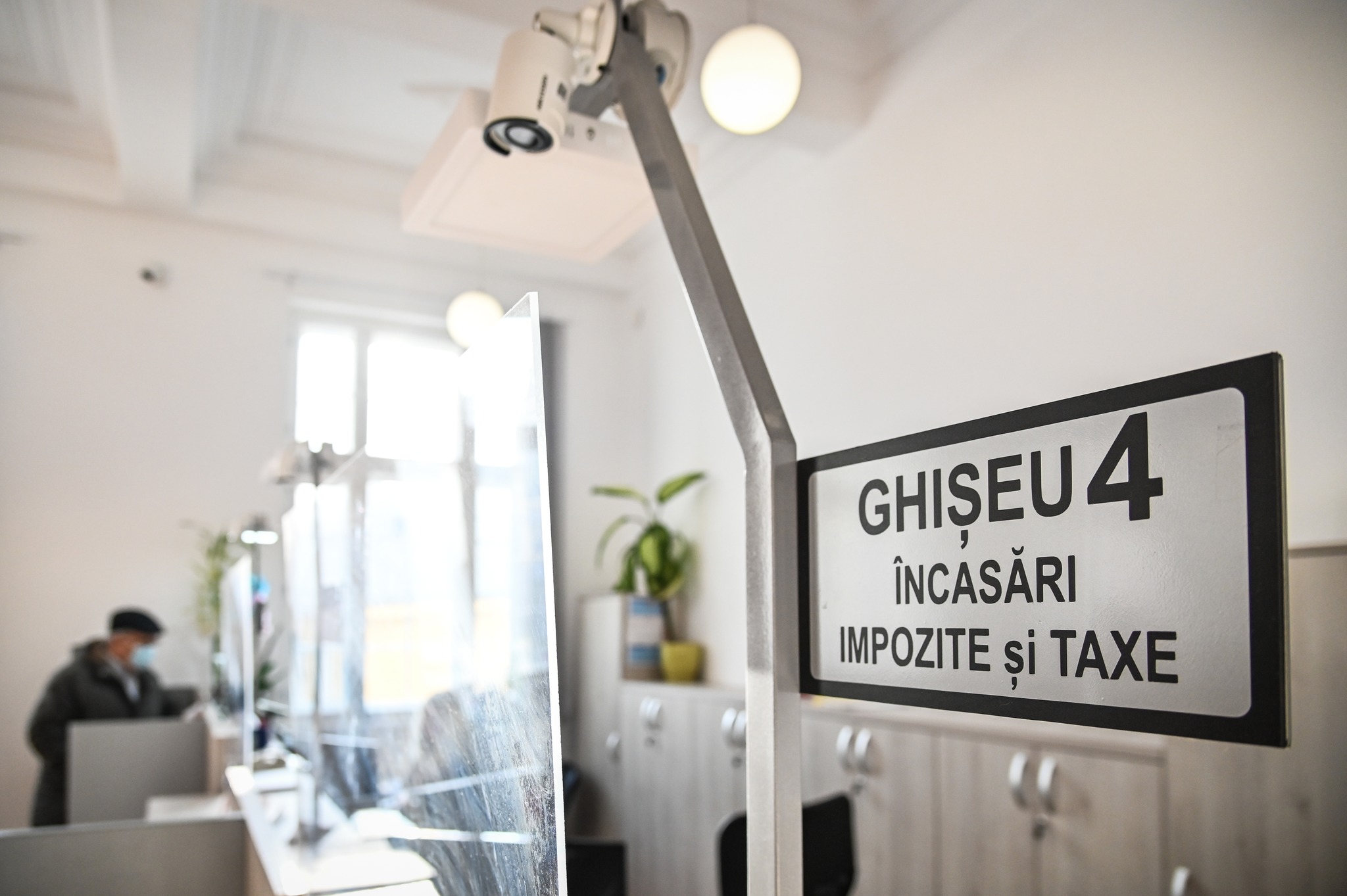 Peste 2 milioane de lei a încasat Primăria în două zile din taxele și impozitele sibienilor. Astrid Fodor: Este îmbucurător