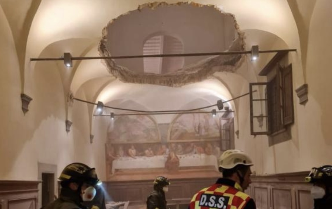 Nuntă încheiată la spital, în Italia. 60 de persoane au căzut de la înălțime după ce s-a rupt podeaua localului. 35 de răniți
