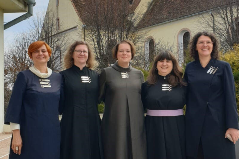 Femeie pastor în Transilvania: ”Nu am fost niciodată provocată și nu m-am simțit niciodată dezavantajată”. 30 de ani de când femeile pot sluji în bisericile evanghelice