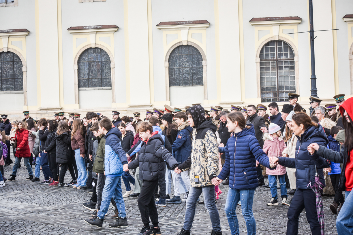 Hora Unirii în fața Cercului Militar și expoziții. Programul evenimentelor din Sibiu de Ziua Unirii Principatelor Române