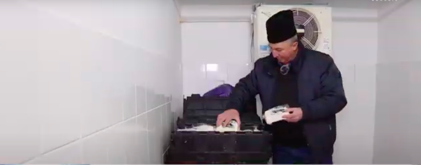 Cum face un fermier din Vurpăr telemeaua de Sibiu. „Munca asta înseamnă să ai și un pic de prostie, și un pic de curaj”. Nouă producători autorizați să vândă produsul