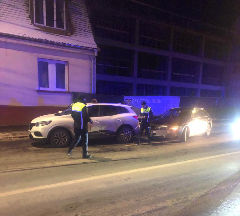 Accident aproape de mall-ul din Sibiu. O femeie a fost transportată la spital