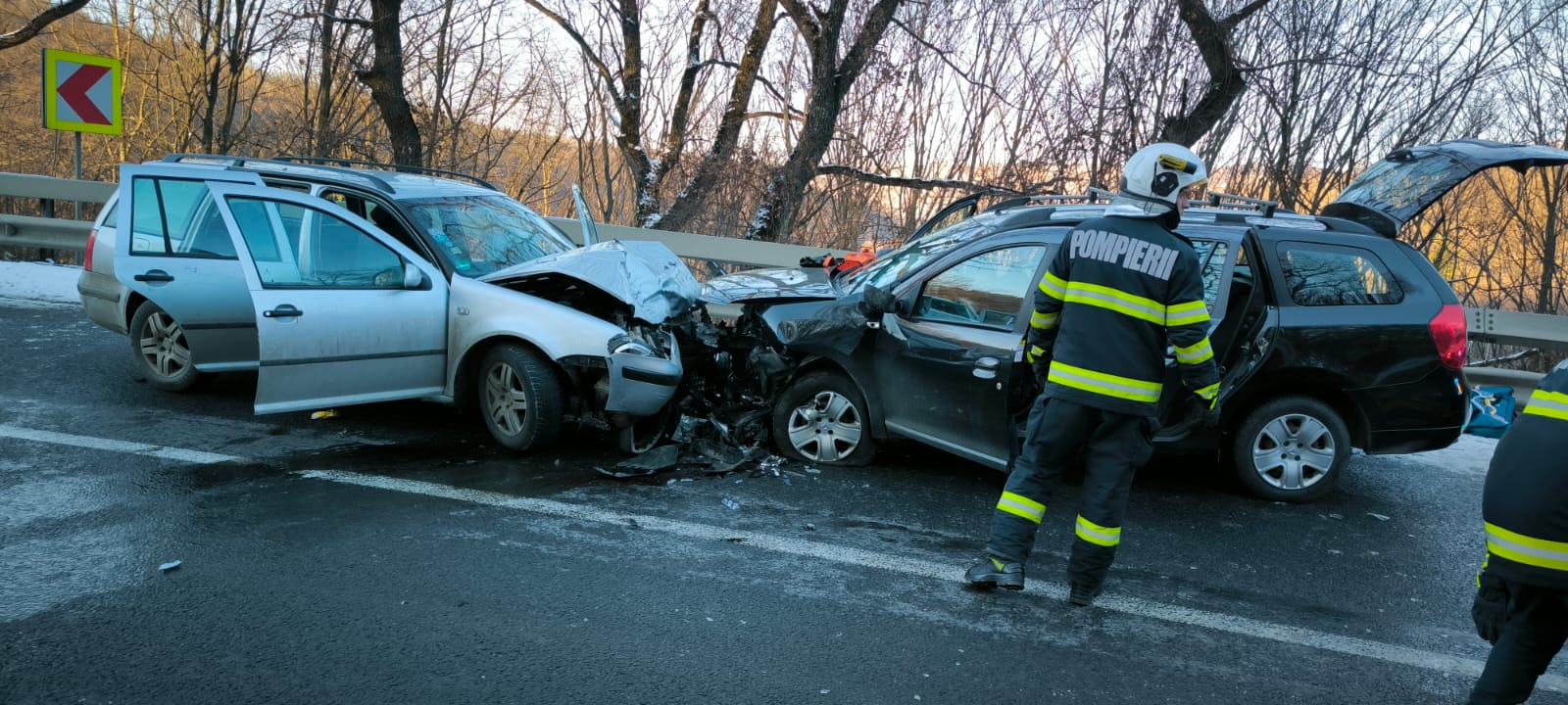 Accident pe DN 14, la Slimnic: șoferul care a produs accidentul a intrat pe contrasens din cauza vitezei neadaptate