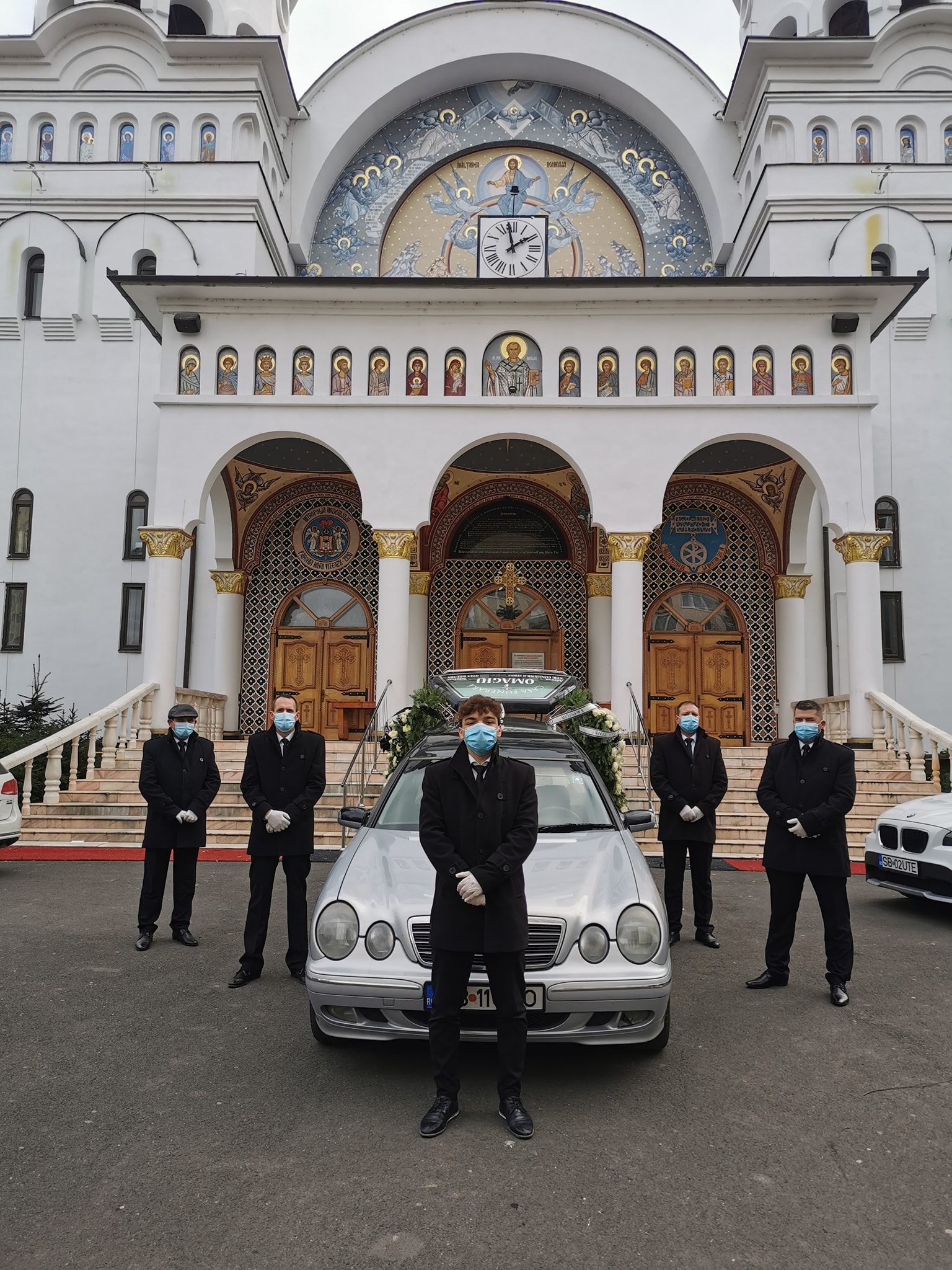 Casa Funerară Condoleanțe vă sprijină în momentele dificile