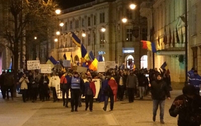 Primăria Sibiu a aprobat un protest ”cu de toate”: Zece zile de marșuri prin Sibiu pentru o listă variată de nemulțumiri