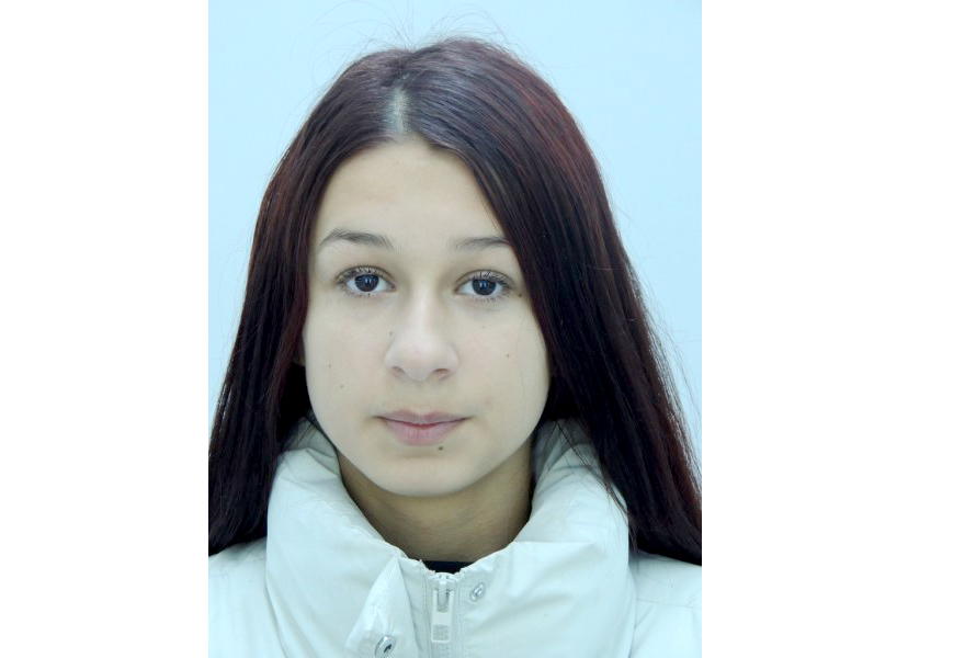 O fată de 13 ani a plecat de acasă, din Sibiu. Dispariția a fost anunțată de tatăl ei