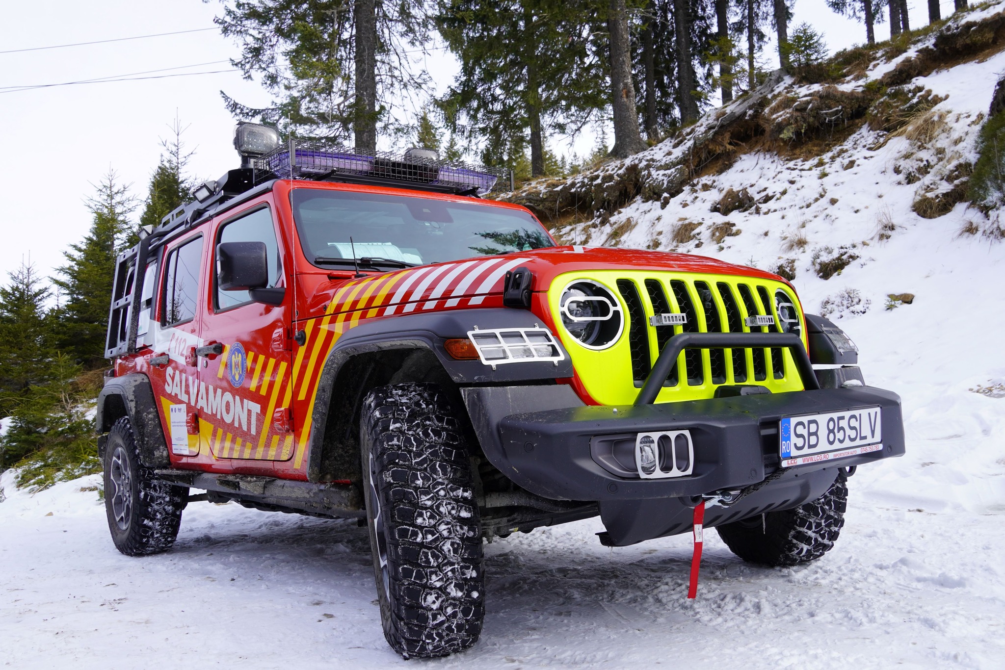 Salvamontul sibian a primit un Jeep Wrangler 4X4, în valoare de aproximativ 100.000 de euro