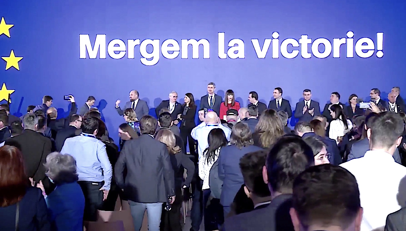 Cu lista de candidați deschisă de Barna, Alianţa Dreapta Unită și-a anunțat programul electoral pentru europarlamentare