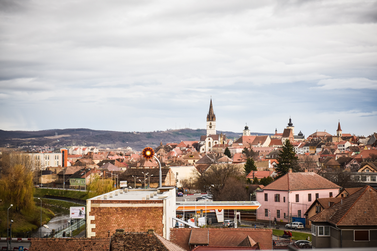 Ce facem în luna ianuarie, la Sibiu? Udatul Ionilor, drumeții, concerte și stand-up comedy