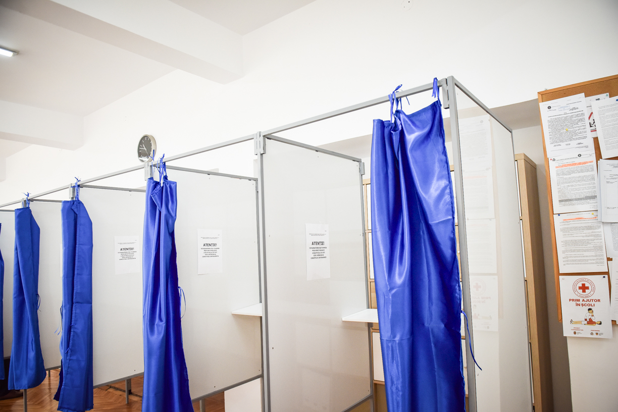 BEC a stabilit ordinea candidaţilor pe buletinul de vot. Lasconi, Simion şi Ciolacu, pe primele poziţii