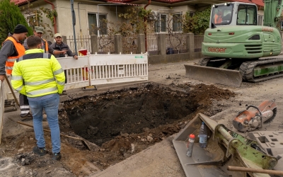 Lucrări de reabilitare pe strada Marțian Negrea din municipiul Mediaș
