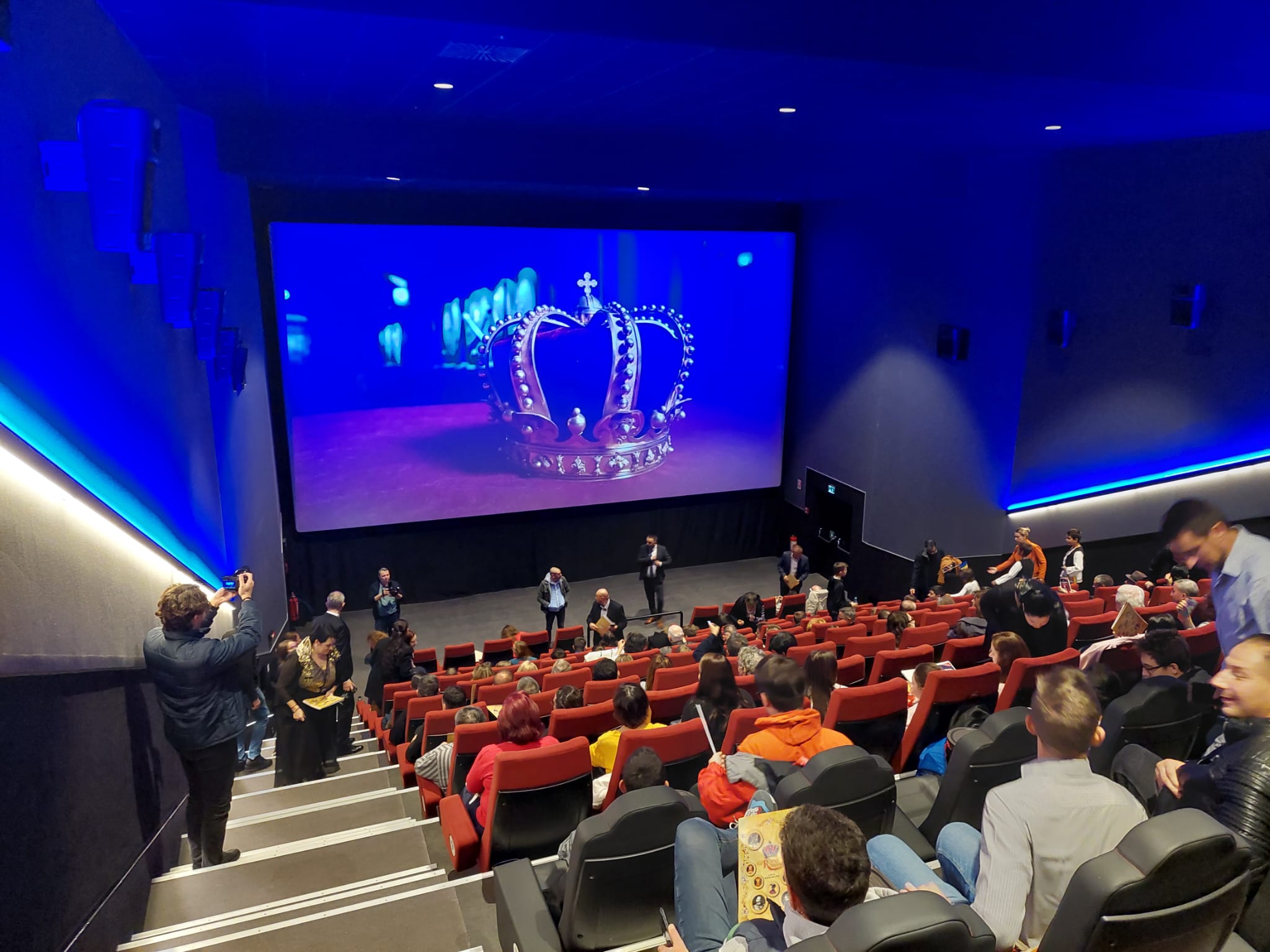 Filmul „Coroana României” a lui George Grigoriu a fost difuzat la  Cineplexx pentru a marca 425 de ani de la bătălia de la Șelimbăr. Regizor: „Este important să nu uităm acel moment””