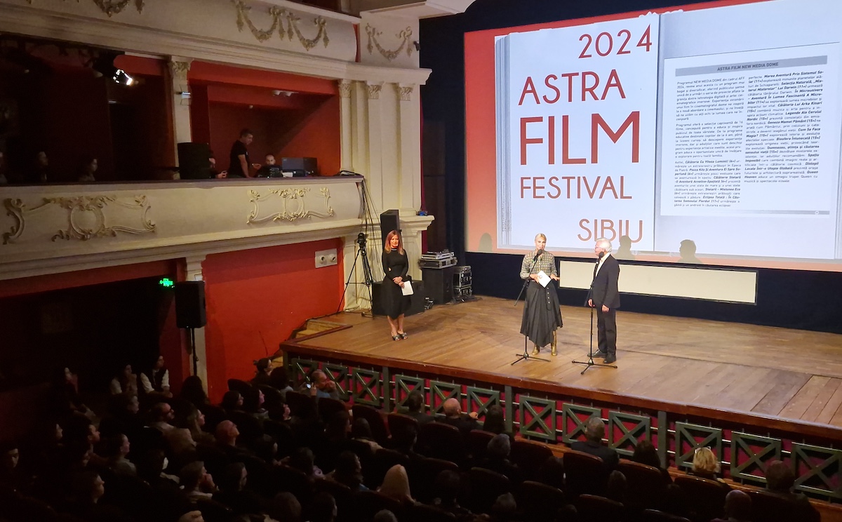 Raluca Turcan, apostrofată din public la deschiderea Astra Film Festival: „Huo! Pe banii românilor nu faceți campanie electorală!”
