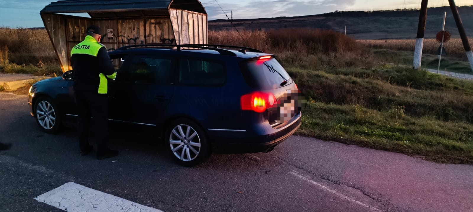 Razie a polițiștilor sibieni în satul Cașolț, după bătaia generală din week-end