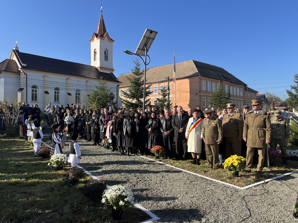 Ziua Armatei Române, sărbătorită la Alămor