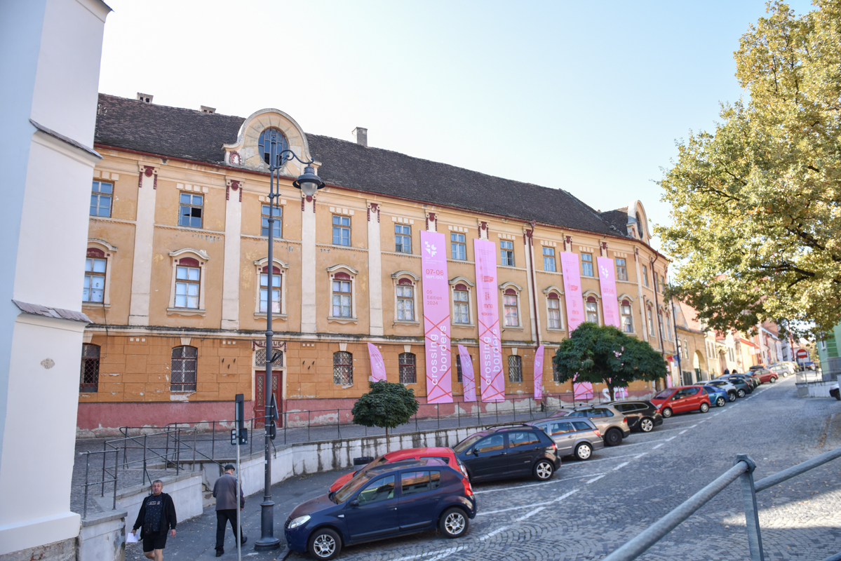 Mănăstirea Ursulinelor și fostul Colegiu Pedagogic vor mai fi deschise sibienilor încă 6 luni. Muzeul Brukenthal a semnat prelungirea contractului: „Este un spațiu atât de necesar”