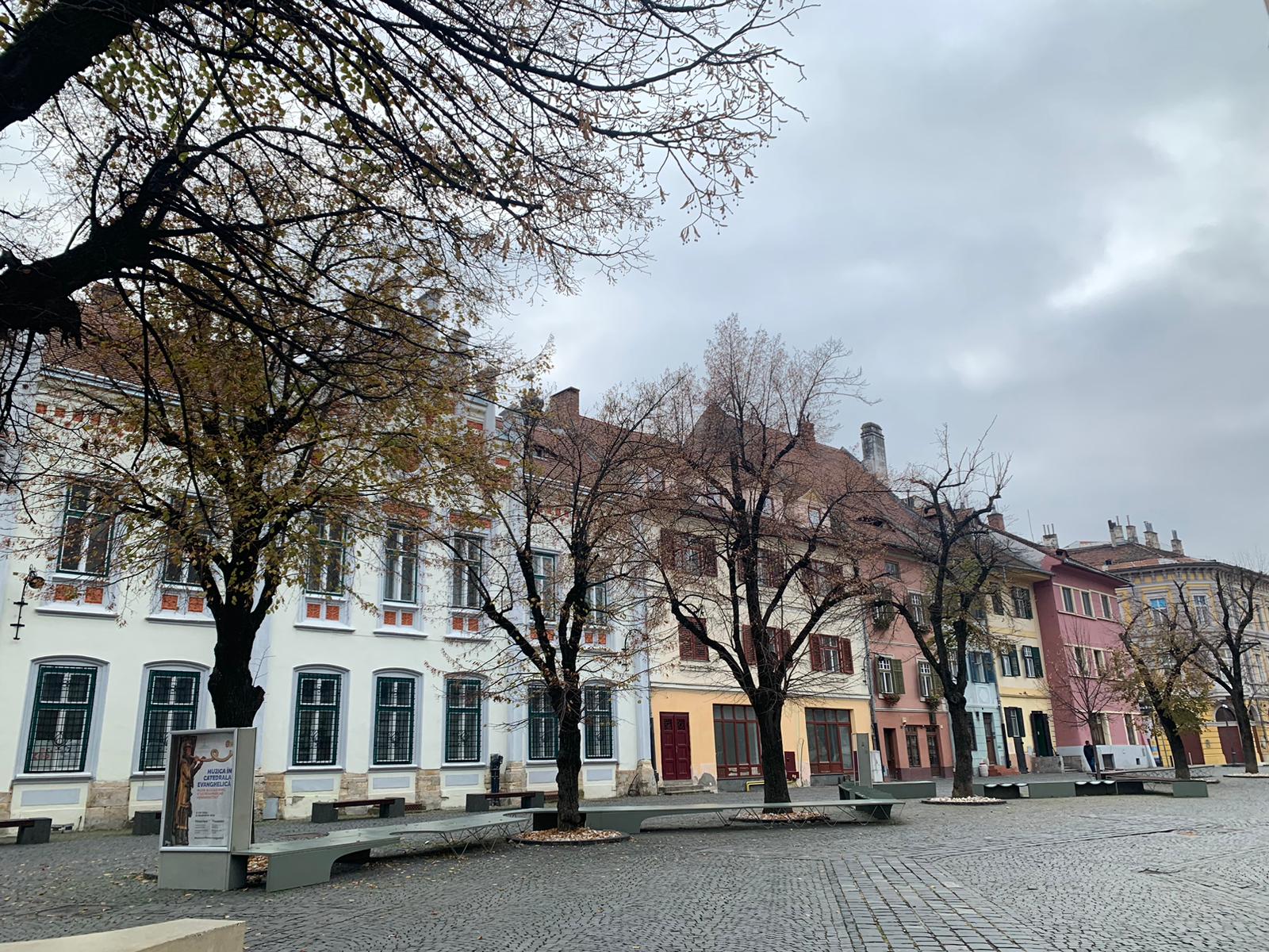 Minime sub zero grade Celsius în tot județul. Cel mult 5 grade, în municipiul Sibiu
