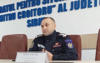 Tânăra de 29 de ani care a murit după incendiul din Șura Mare s-a întors în casă să stingă focul. Șeful ISU Sibiu atrage atenția asupra pericolului