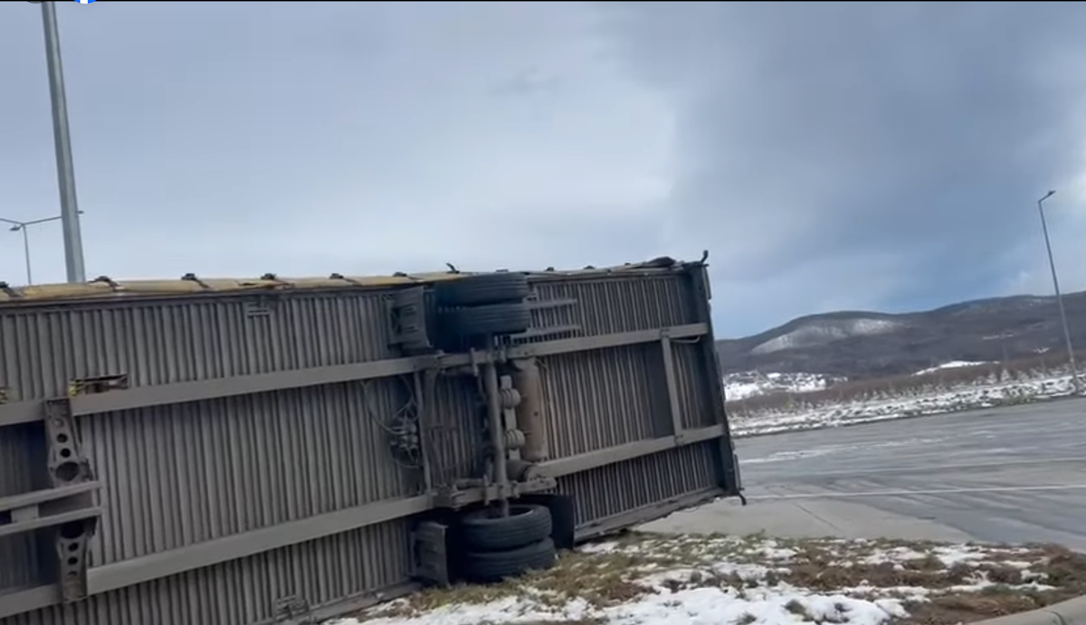 Stația meteo a CNAIR a înregistrat vânt de 140 km/h astăzi la Boița. Meteorolog: ”Este un fenomen destul de rar”