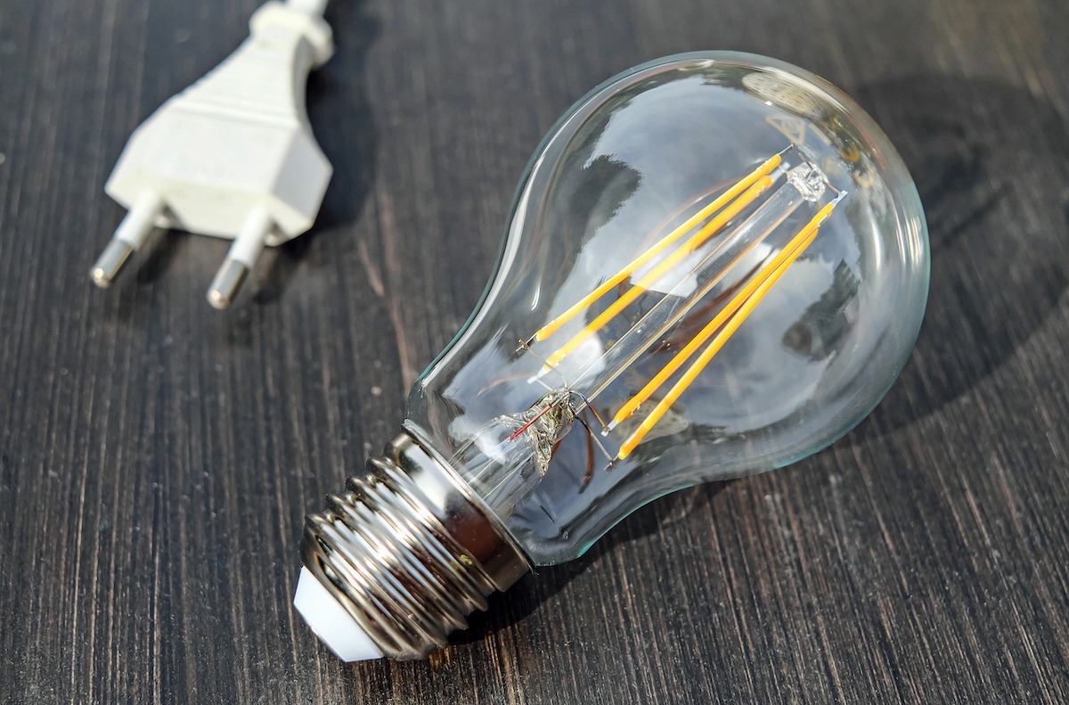 Aproape 500 de utilizatori încă nu au curent electric în Sibiu, sunt 6 localități afectate. ”În teren sunt 6 echipe operative”