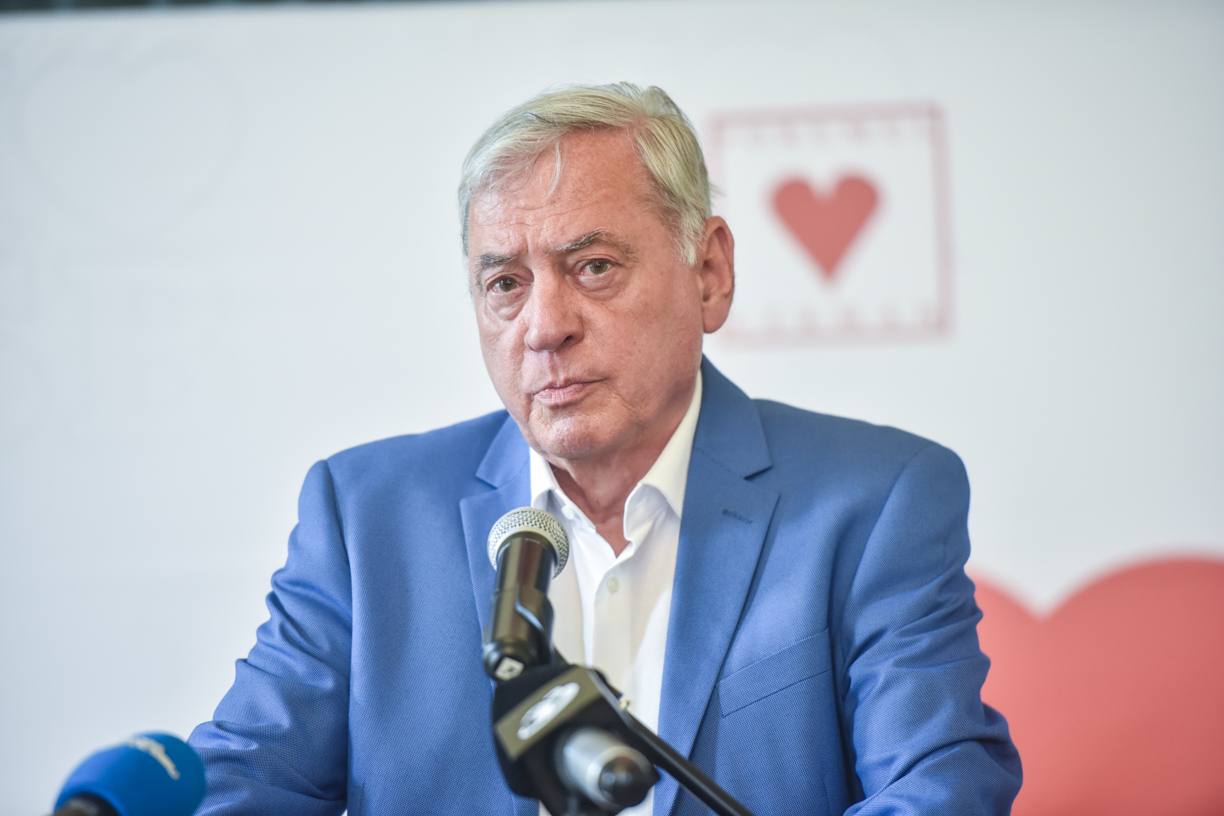 FDGR recomandă Lasconi în turul 2 al alegerilor prezidențiale. ”Afirmațiile antisemite și împotriva NATO contravin principiilor democratice ale FDGR”