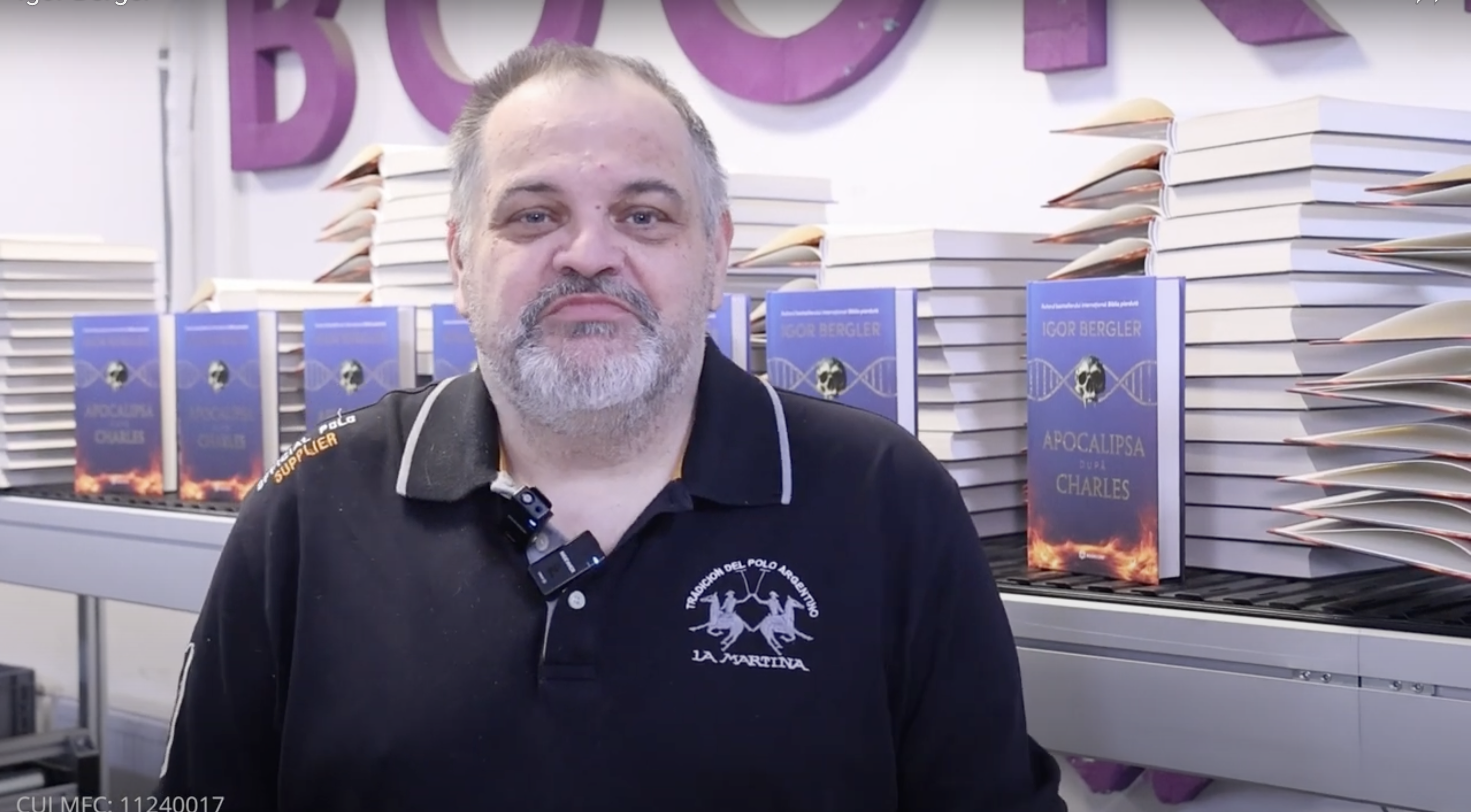 Un scriitor de succes susține echilibrul în politică