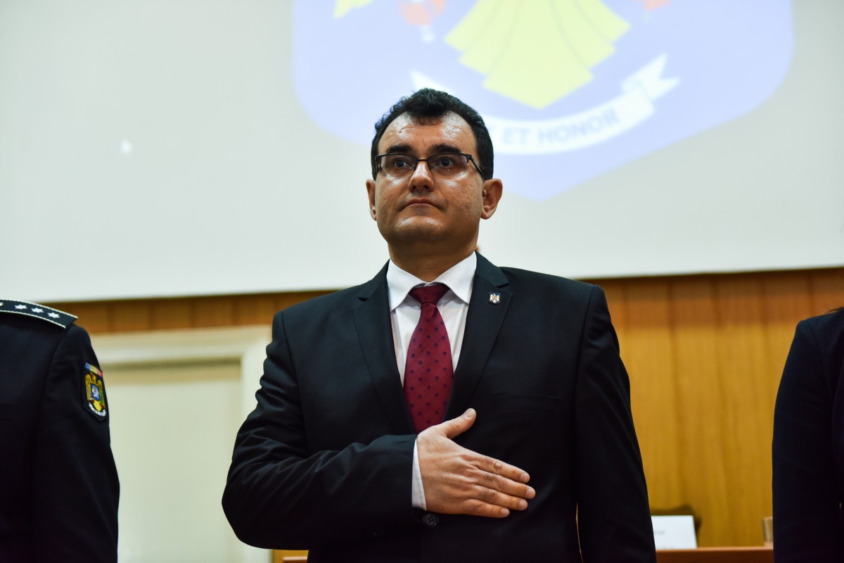 DNA l-a trimis în judecată pe adjunctul ITM Sibiu, Lucian Radu: „I-ar fi anunțat pe reprezentanții societăților comerciale prin intermediul soției sale”