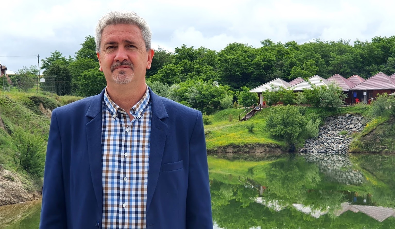 Primarul din Ocna Sibiului îndeamnă comunitatea să iasă la vot:  Votăm pentru viitorul României, pentru configurarea instituției de bază a democrației