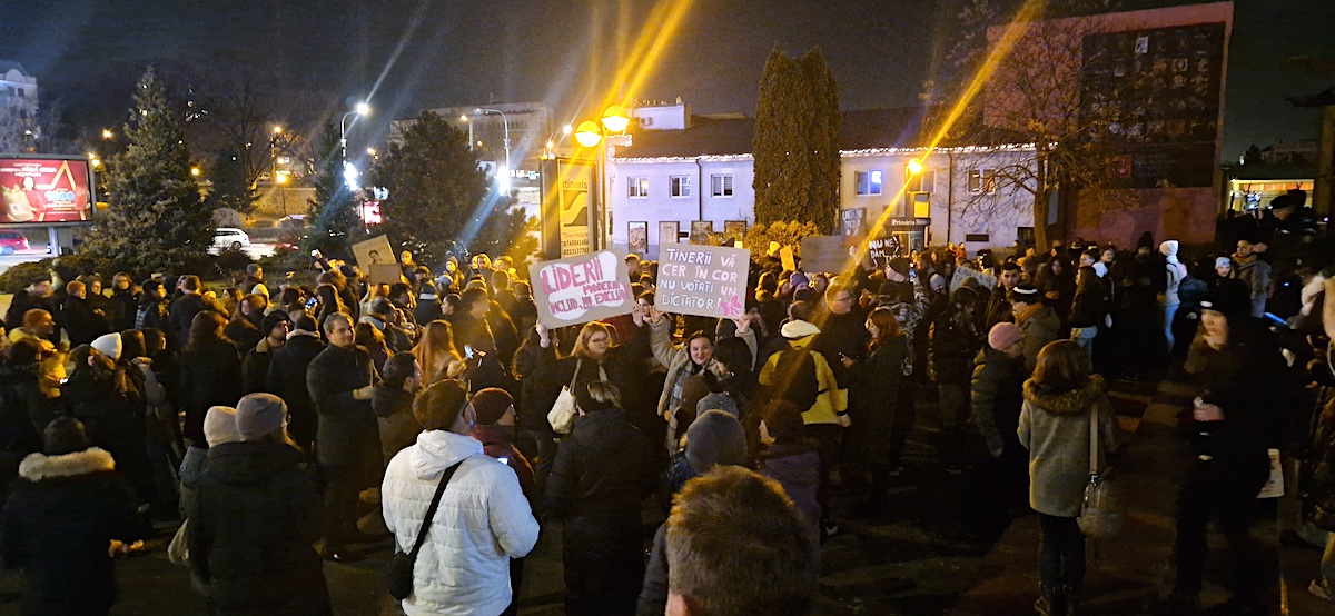 Miting pro-democrație la Sibiu: o solicitare a fost avizată favorabil la Primărie pentru zilele de 29 și 30 noiembrie