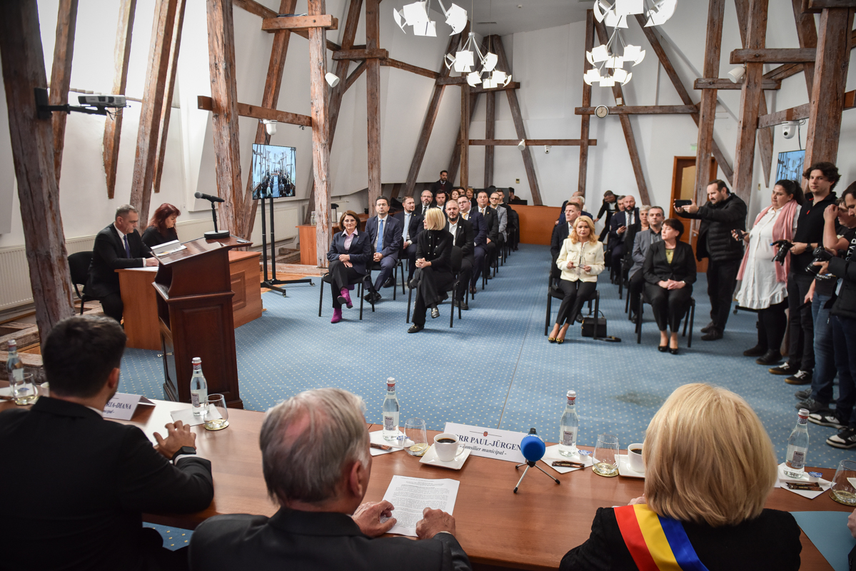 Sibiul are un nou Consiliu local, cu doi aleși lipsă. Florian Giubega a refuzat să depună jurământul