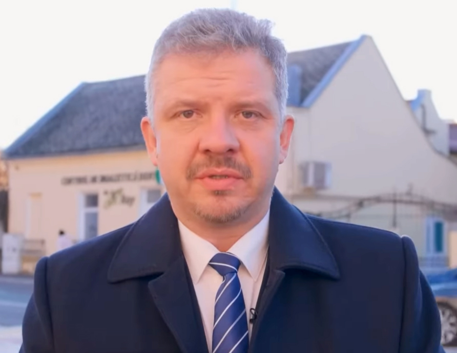 Primarul din Târgu Mureş, acuzat de DNA că ar fi primit mită opere de artă de aproximativ 200.000 euro