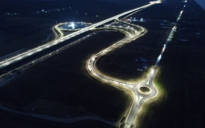 S-a deschis o parte din tronsonul 5 Sibiu-Pitești. Restul, la sfârșitul lunii aprilie. Grindeanu: „Mă aștept ca toată autostrada să fie gata în 2027”