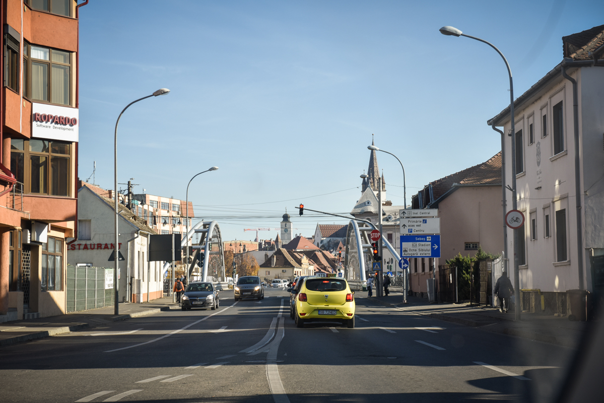 Guvern: Plafonarea preţurilor poliţelor RCA - prelungită până la data de 31 martie 2025