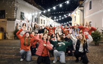 Christmas in Hollis: de Crăciun, tinerii de la Young Till Death au dansat din nou pe străzile din Sibiu