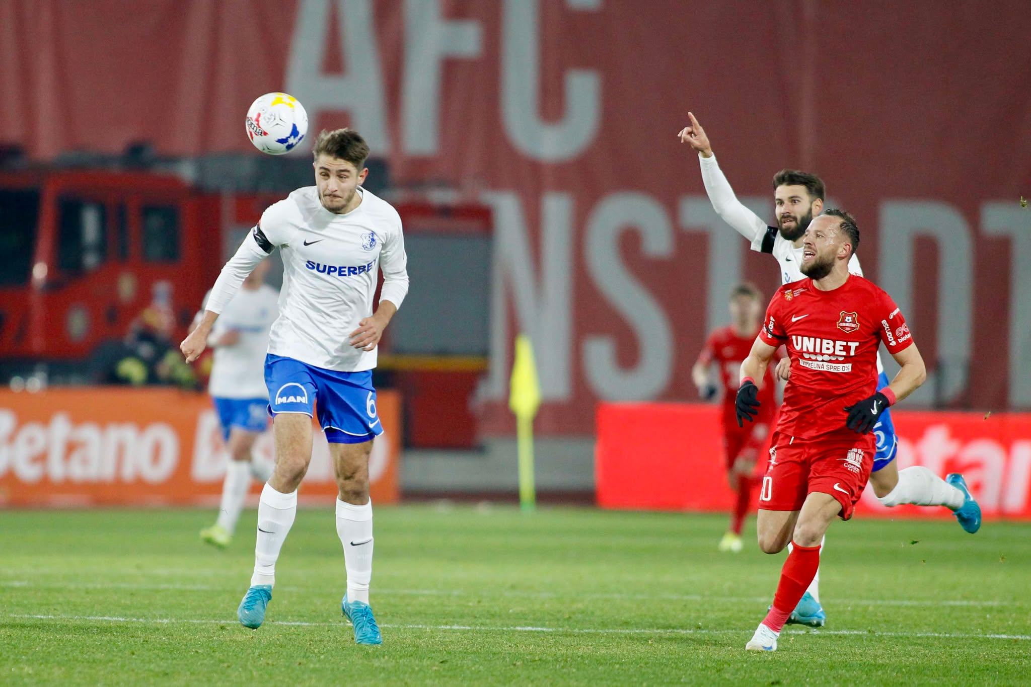 FC Hermannstadt a terminat la egalitate al doilea meci din Cupa României, contra Farul Constanța. Sibienii rămân pe primul loc în grupă