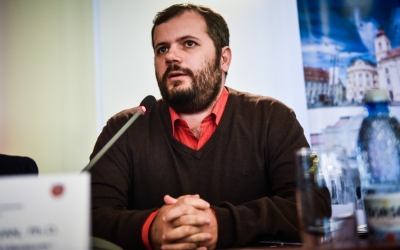 Scriitorul sibian Radu Vancu, mesaj viral pe Facebook: „Fără fasciști în România”